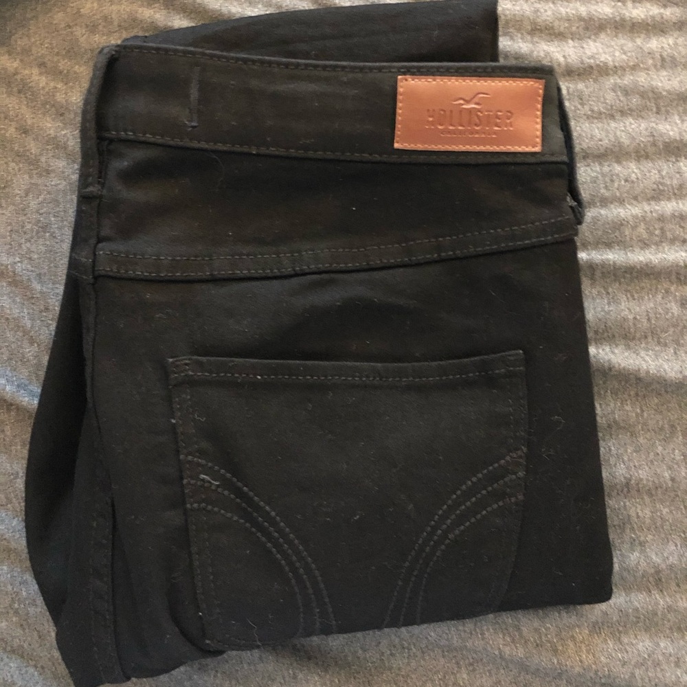 Black Hollister Jeggings!